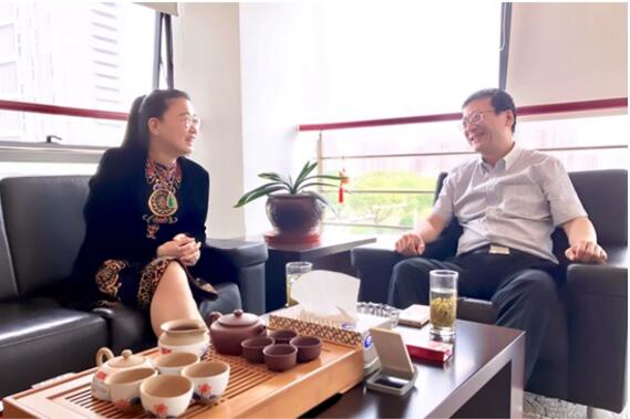 乐鱼官方站登入-乐鱼online（中国）董事长程华受邀到SEW苏州乐鱼官方站登入-乐鱼online（中国）调研洽谈